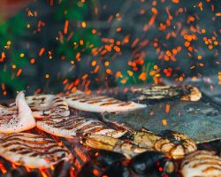 Barbecue: piastre o griglia?  Ti aiuto a scegliere